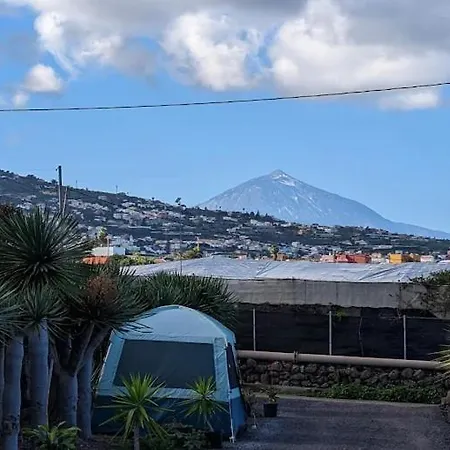 Agrocamping Invernaderito ホリデーパーク