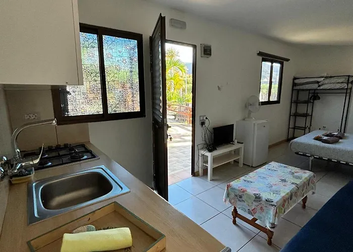 Agrocamping Invernaderito Κάμπινγκ Tejina