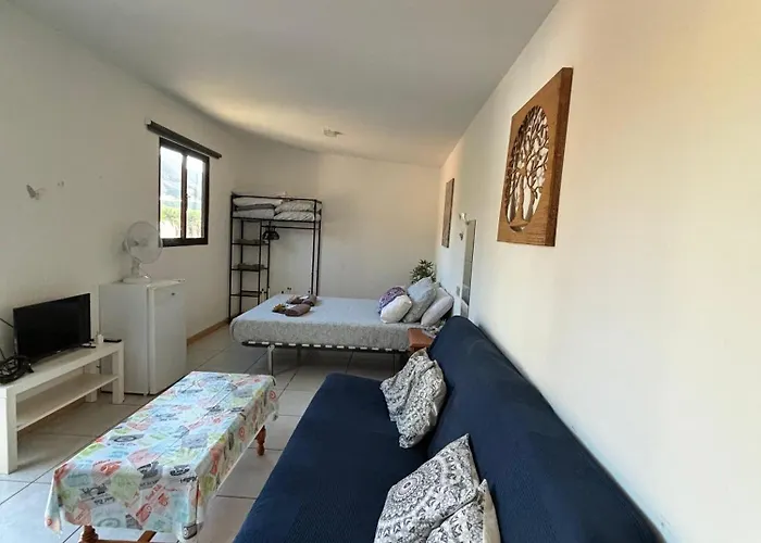 Agrocamping Invernaderito * Tejina