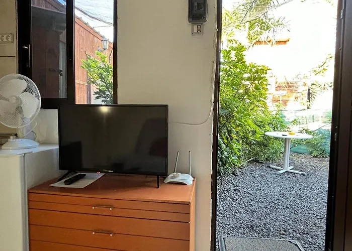 Agrocamping Invernaderito Κάμπινγκ Tejina